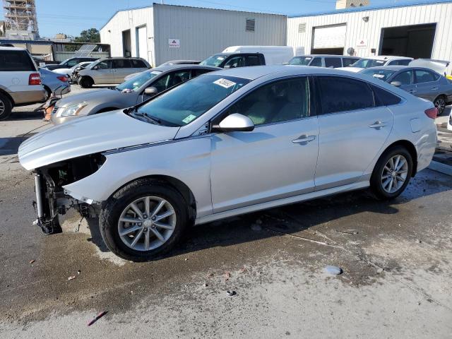 Obraz 1 z 2018 HYUNDAI SONATA SE 2018 z VIN 5NPE24AF2JH670776