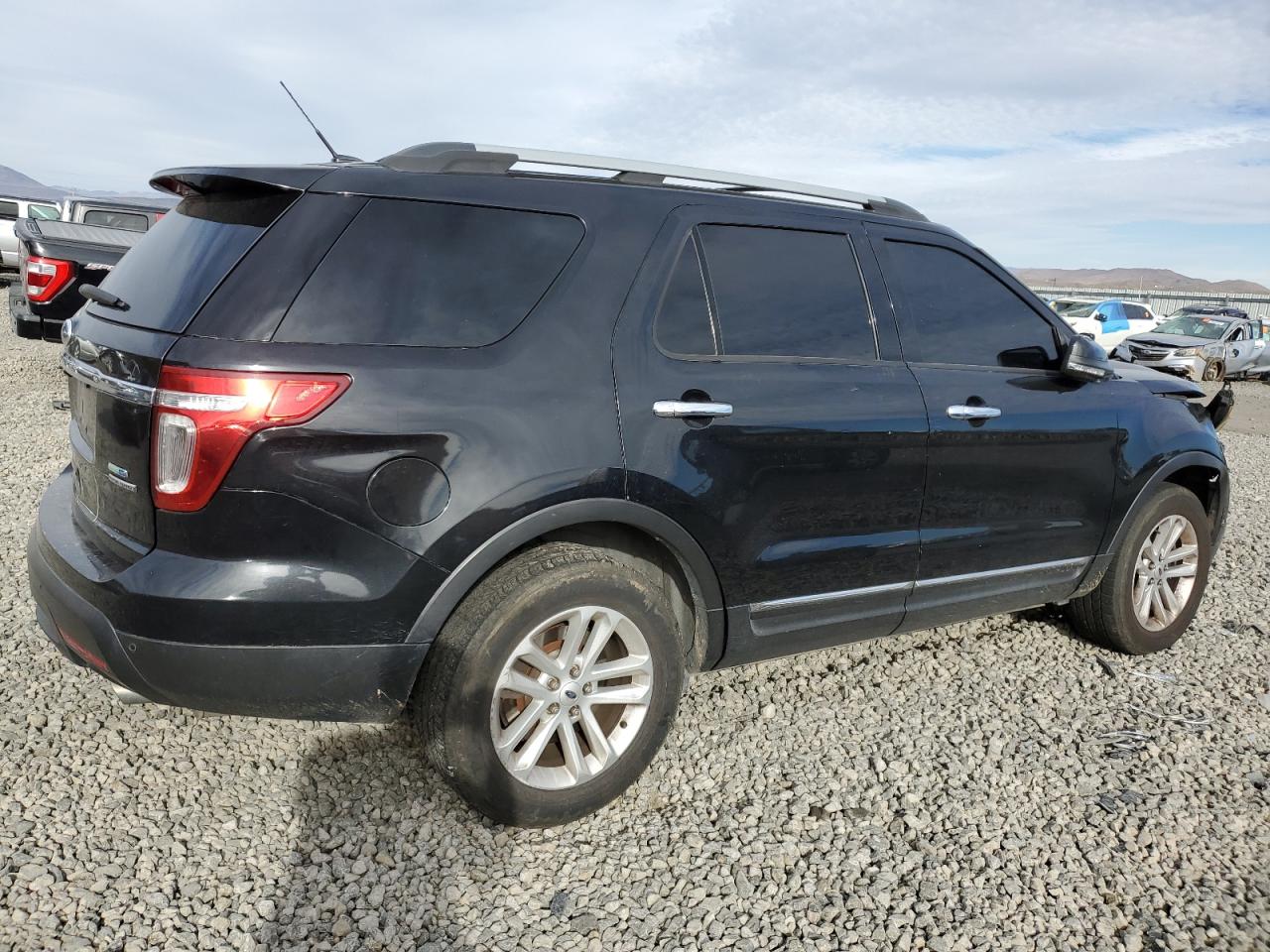 Obraz 3 z 2015 FORD EXPLORER XLT 2015 z VIN 1FM5K8D82FGC49829