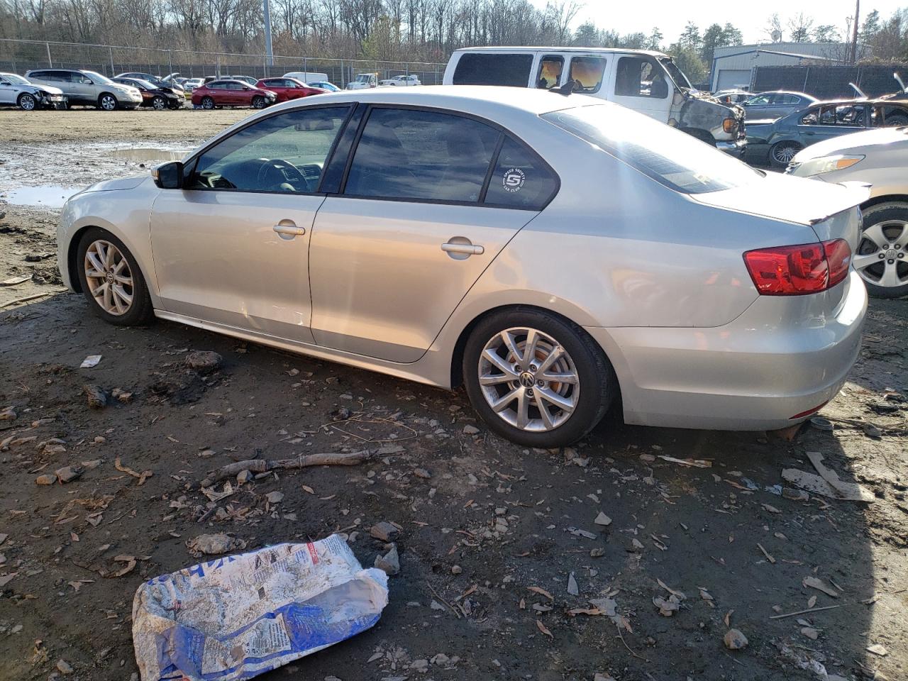 Image 2 of 2012 VOLKSWAGEN JETTA SE 2012 with VIN 3VWDX7AJ7CM080070
