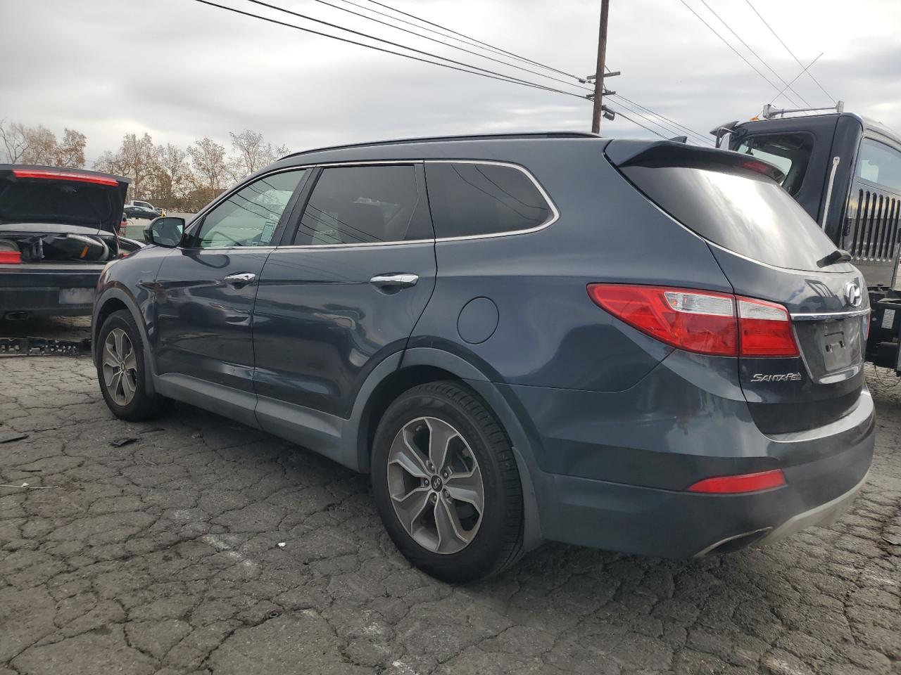 Изображение 2 2016 HYUNDAI SANTA FE SE 2016 с VIN KM8SM4HF9GU148546