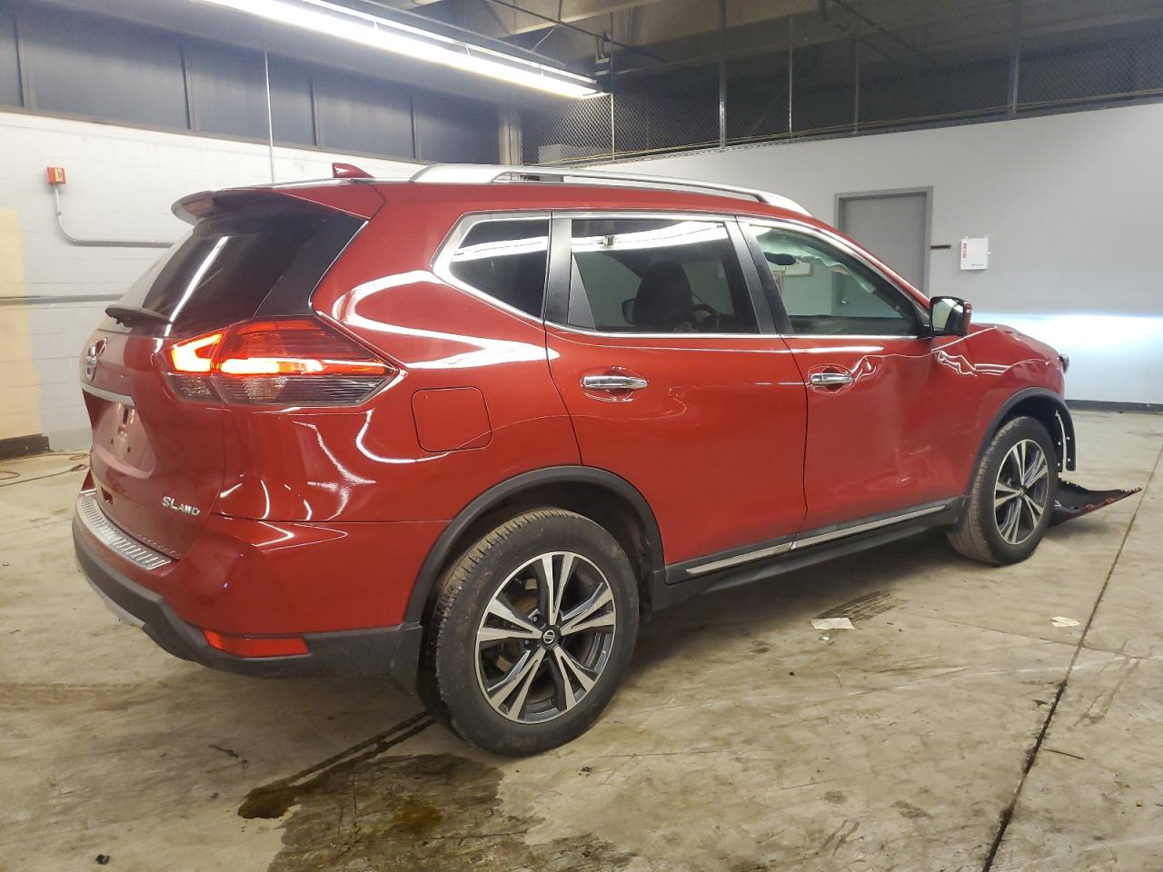 Obraz 3 z 2017 NISSAN ROGUE SV 2017 z VIN 5N1AT2MV5HC875349