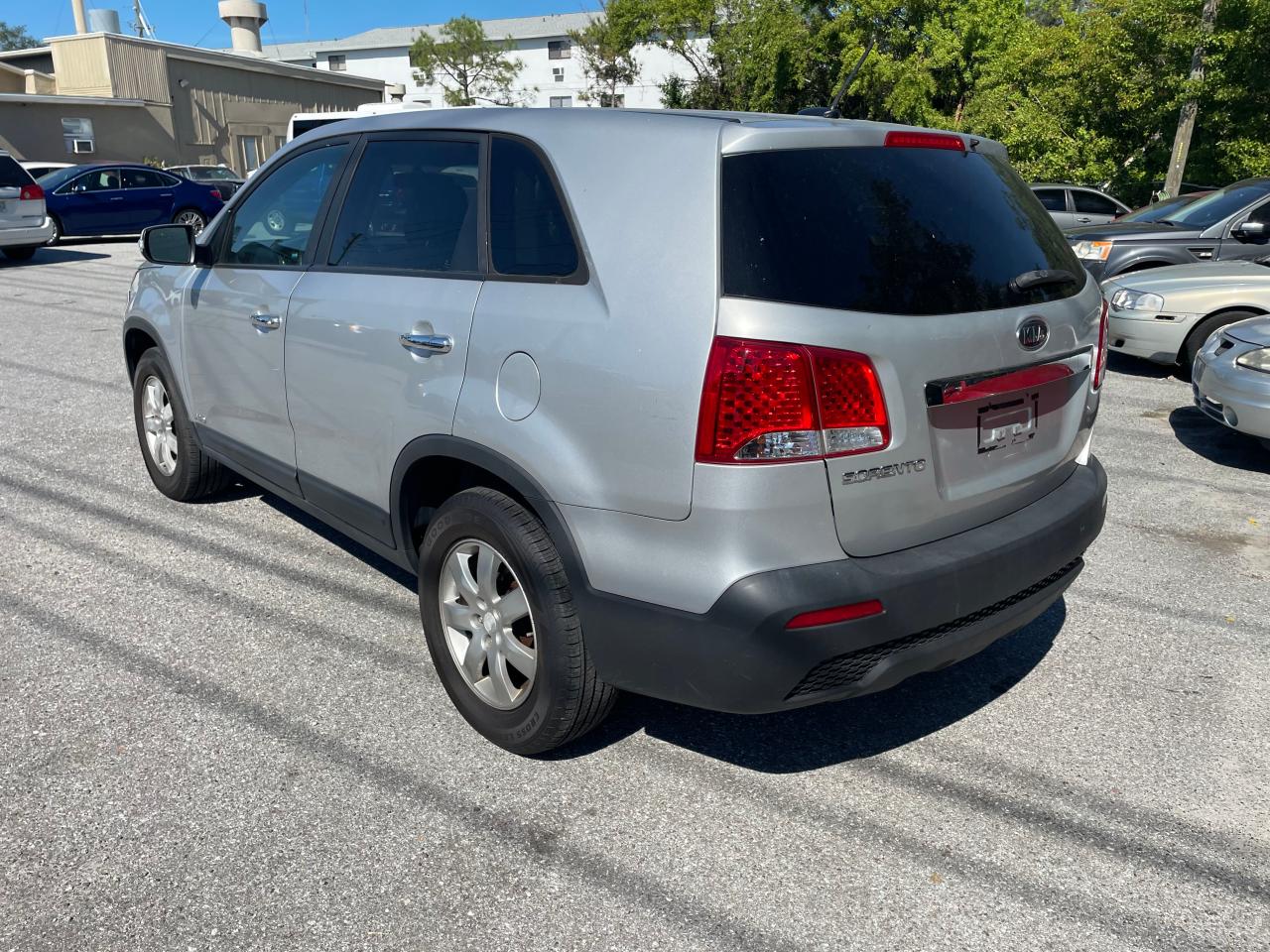 Изображение 3 2011 KIA SORENTO BASE 2011 с VIN 5XYKTCA15BG112296