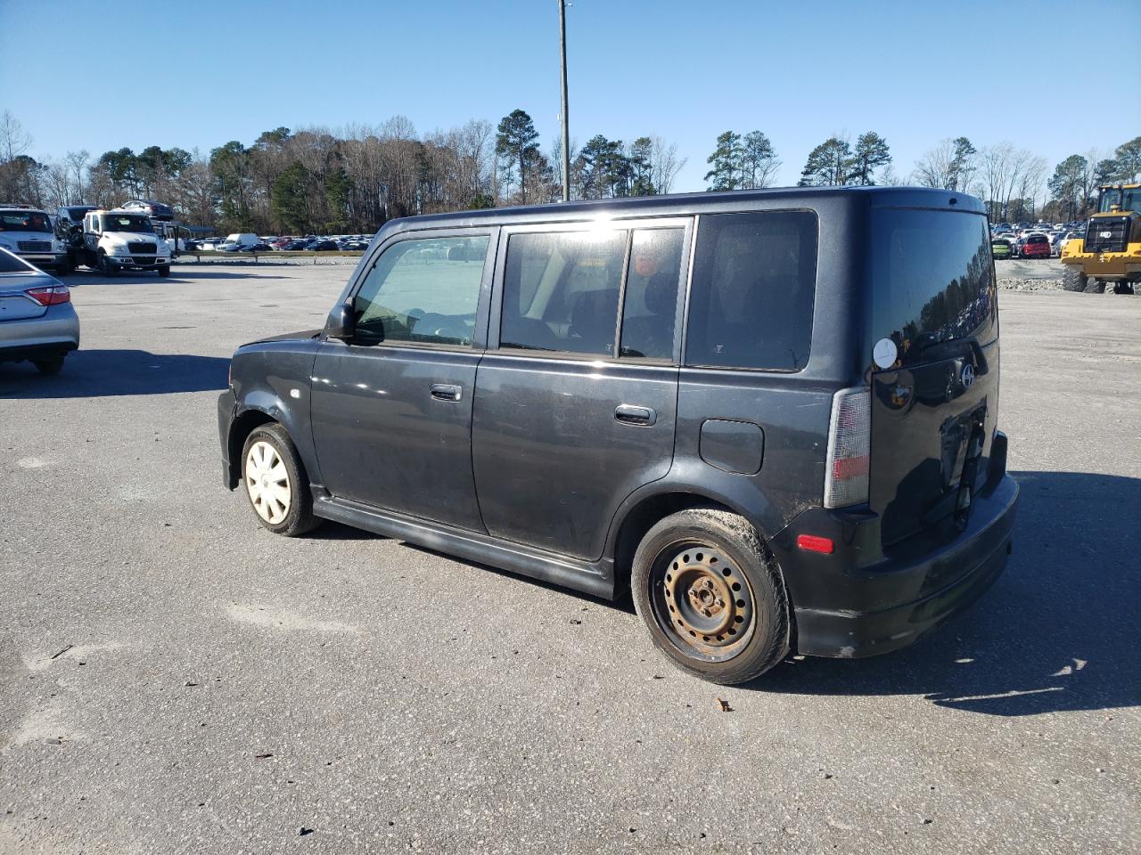 Image 2 of 2006 TOYOTA SCION XB 2006 with VIN JTLKT324X64034406