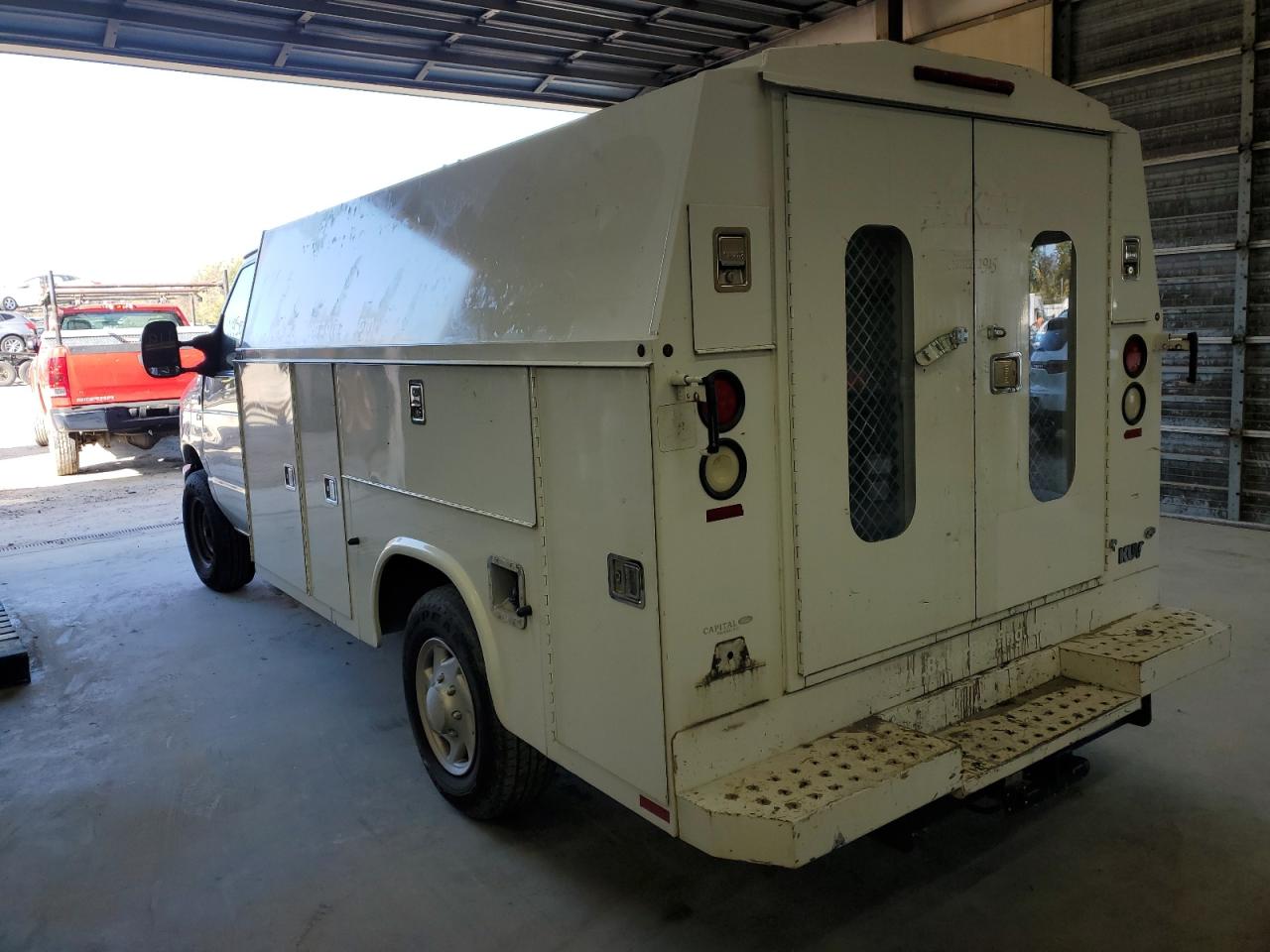 Image 3 of 2011 FORD ECONOLINE E350 SUPER DUTY CUTAWAY VAN 2011 with VIN 1FDSE3FL0BDB30218