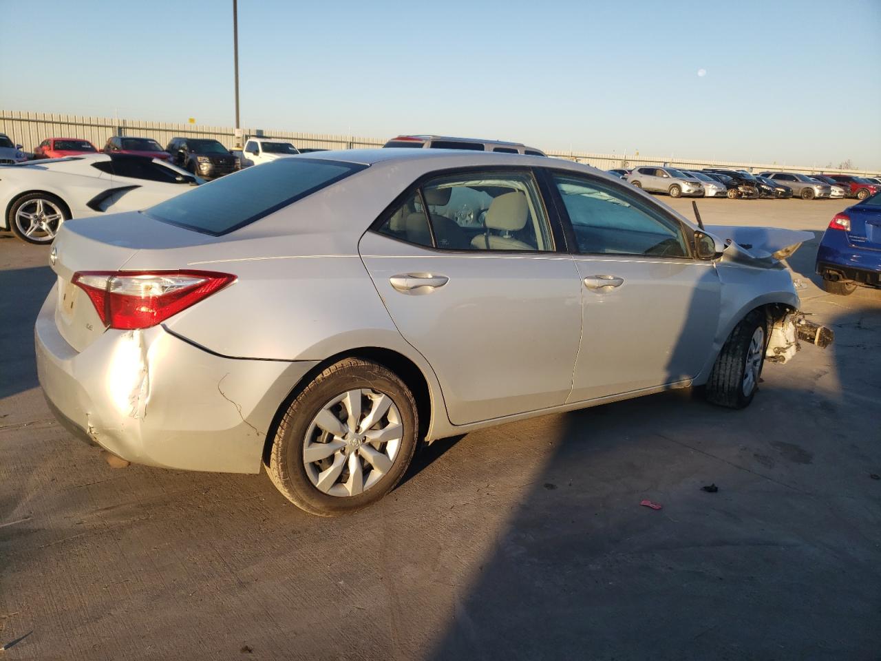 Image 3 of 2016 TOYOTA COROLLA L 2016 with VIN 5YFBURHE4GP403304