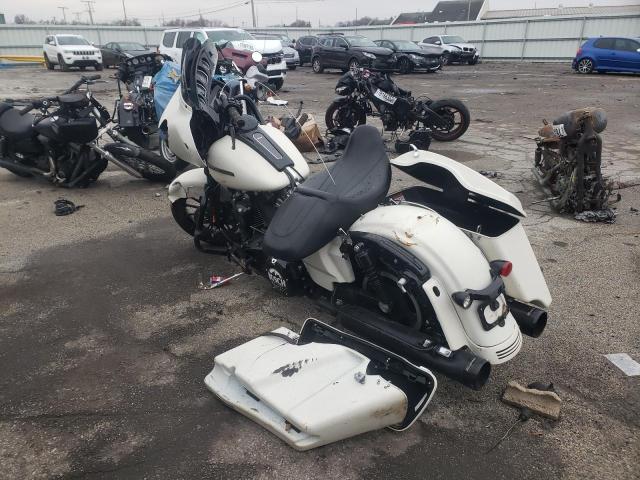 Image 3 of 2018 HARLEY-DAVIDSON FLHXS STREET GLIDE SPECIAL 2018 with VIN 1HD1KRC18JB648102
