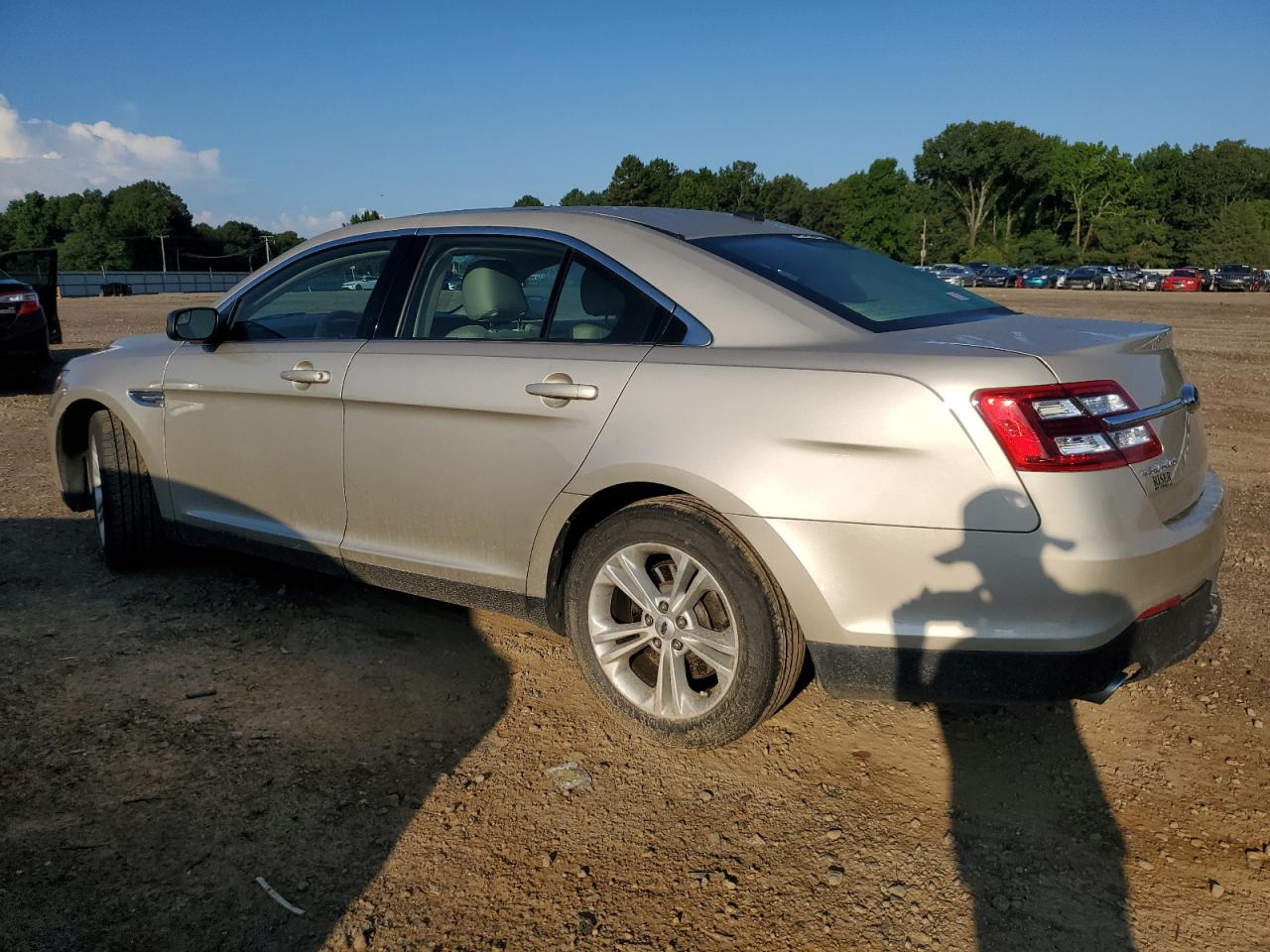 Image 2 of 2018 FORD TAURUS SE 2018 with VIN 1FAHP2D89JG122879