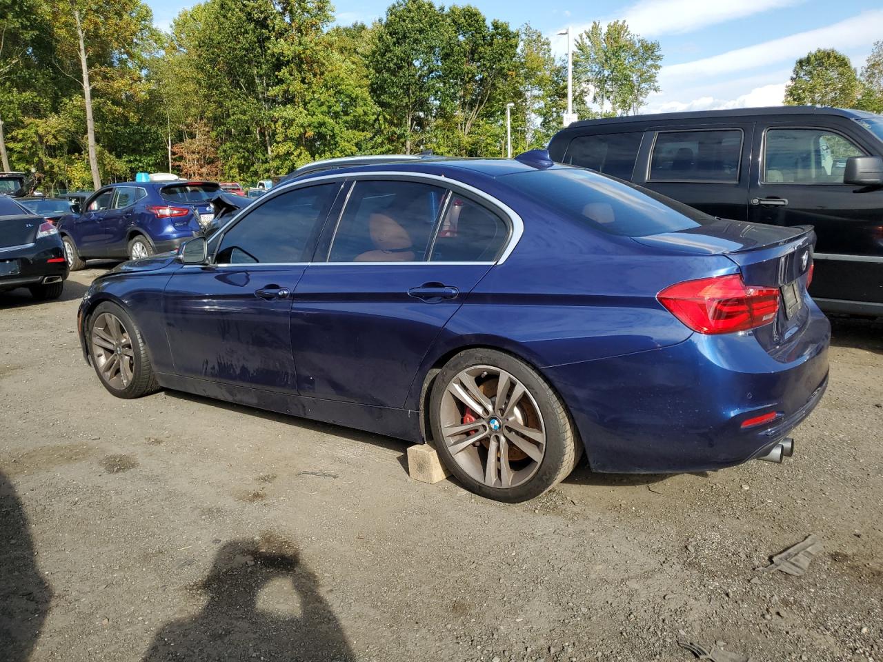 Изображение 2 2017 BMW 330 XI 2017 с VIN WBA8D9C36HA011749