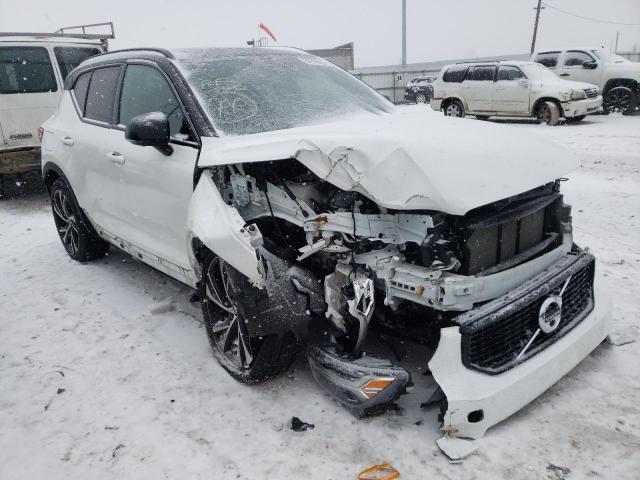 Obraz 1 z 2021 VOLVO XC40 T5 R-DESIGN 2021 z VIN YV4162UM1M2493156
