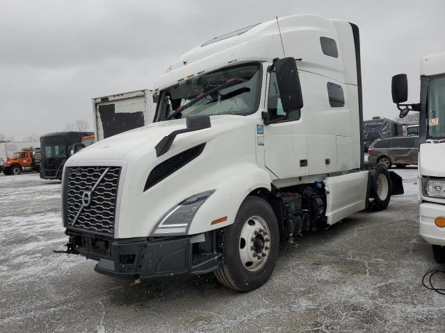 Изображение 2 2022 VOLVO VN VNL 2022 с VIN 4V4NC9EH2NN289459