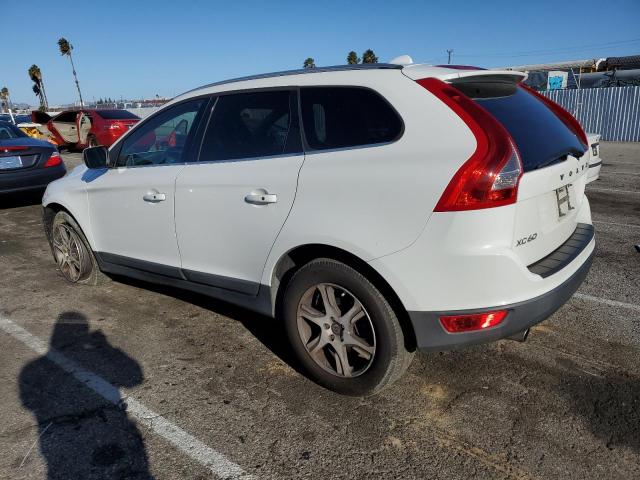 Obraz 2 z 2013 VOLVO XC60 T6 2013 z VIN YV4902DZ7D2439229