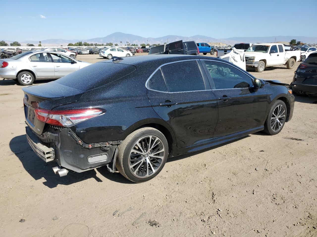 Изображение 3 2019 TOYOTA CAMRY L 2019 с VIN 4T1B11HK7KU775310