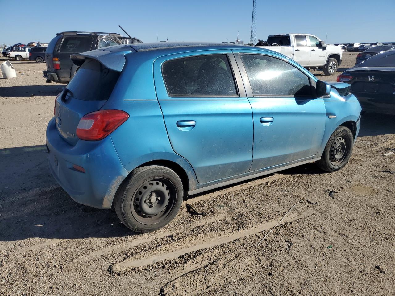 Obraz 3 z 2017 MITSUBISHI MIRAGE ES 2017 z VIN ML32A3HJ0HH004411