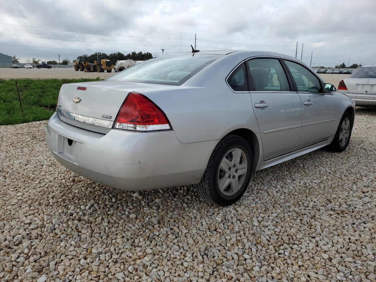 Image 3 of 2011 CHEVROLET IMPALA LS 2011 with VIN 2G1WF5EK3B1273014