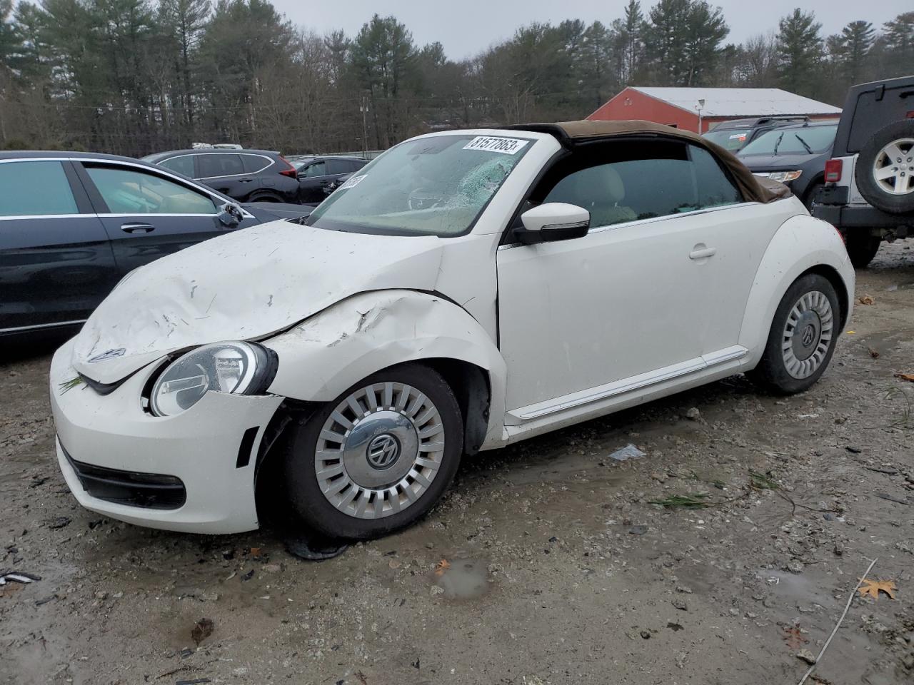 2013 VOLKSWAGEN BEETLE  2013 image