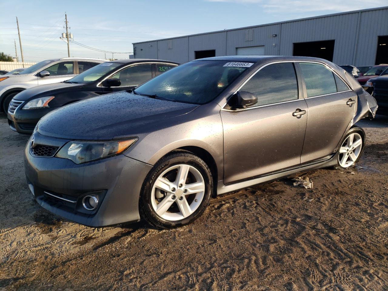 Obraz 1 z 2013 TOYOTA CAMRY L 2013 z VIN 4T1BF1FK9DU261367