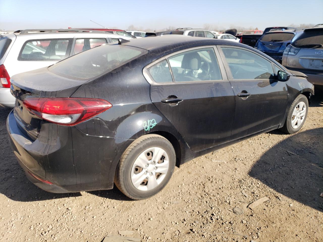 Изображение 3 2017 KIA FORTE LX 2017 с VIN 3KPFK4A7XHE083897