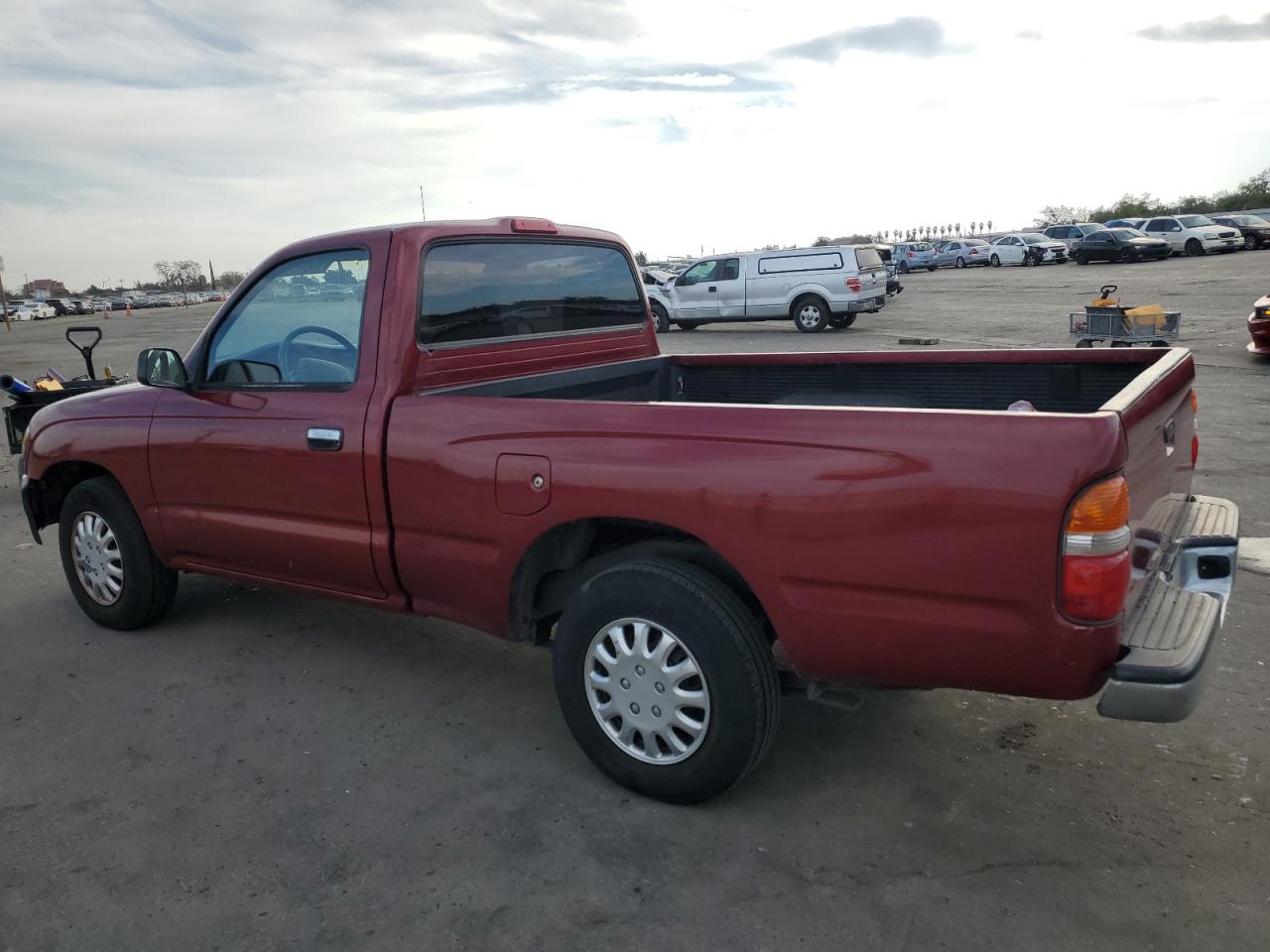 Image 2 of 1998 TOYOTA TACOMA  1998 with VIN 4TANL42N4WZ046377