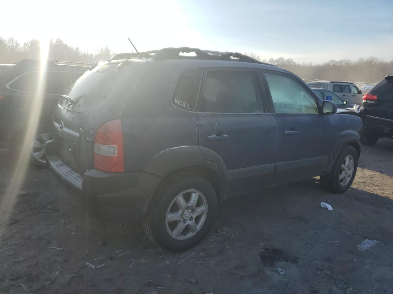 Image 3 of 2005 HYUNDAI TUCSON GLS 2005 with VIN KM8JN72D45U212121