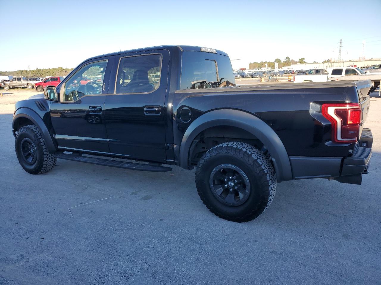 Image 2 of 2017 FORD F150 RAPTOR 2017 with VIN 1FTFW1RG0HFC34789