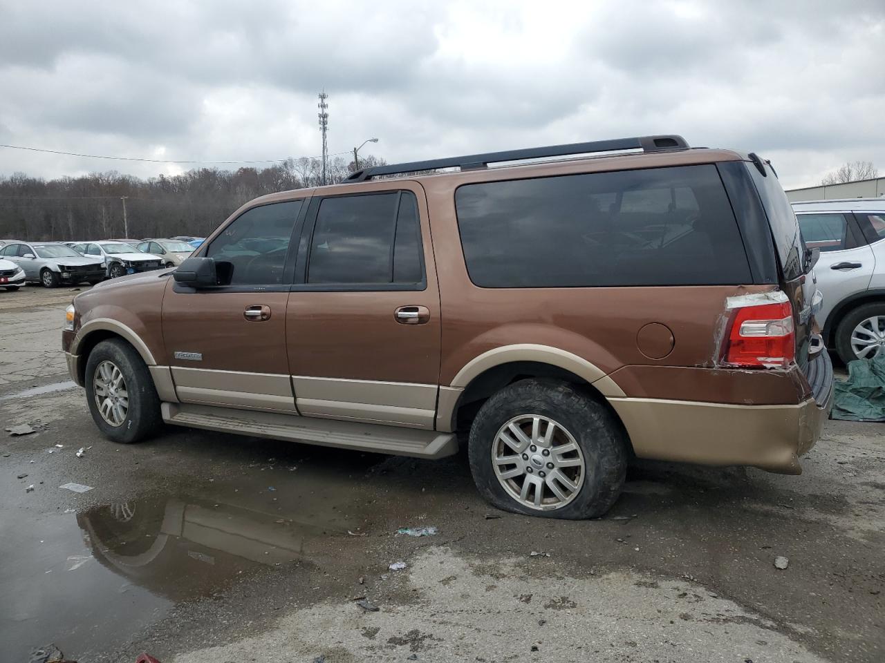 Image 2 of 2012 FORD EXPEDITION EL XLT 2012 with VIN 1FMJK1H5XCEF65735