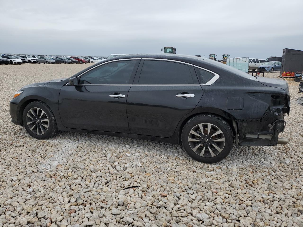 Image 2 of 2018 NISSAN ALTIMA 2.5 2018 with VIN 1N4AL3AP5JC125686