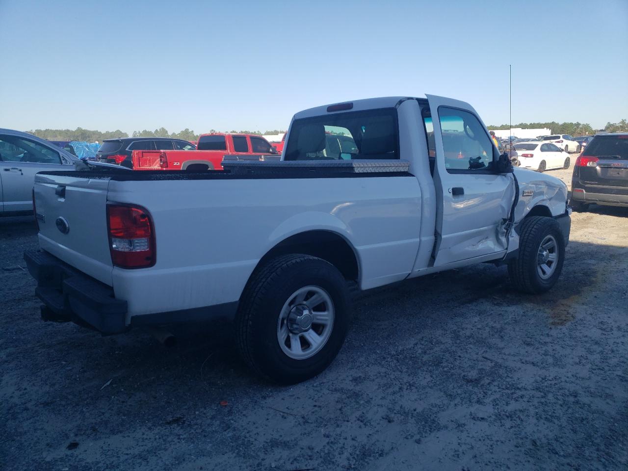 Image 3 of 2010 FORD RANGER  2010 with VIN 1FTKR1AD1APA16237