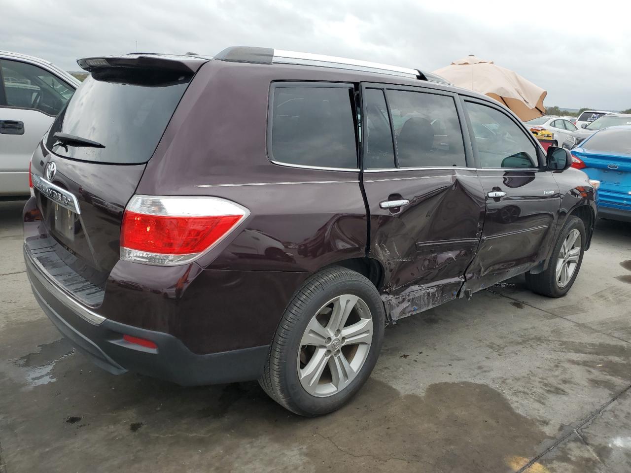 Obraz 3 z 2013 TOYOTA HIGHLANDER LIMITED 2013 z VIN 5TDYK3EH9DS139446