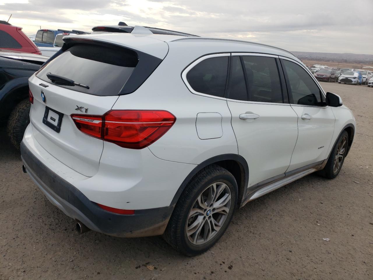 Image 3 of 2017 BMW X1 XDRIVE28I 2017 with VIN WBXHT3Z33H4A64942