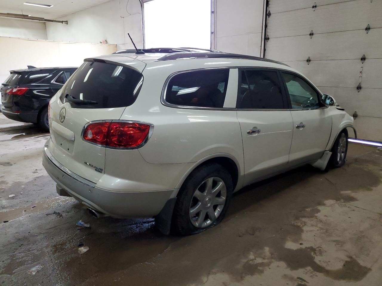 Obraz 3 z 2008 BUICK ENCLAVE CXL 2008 z VIN 5GAEV23748J241093