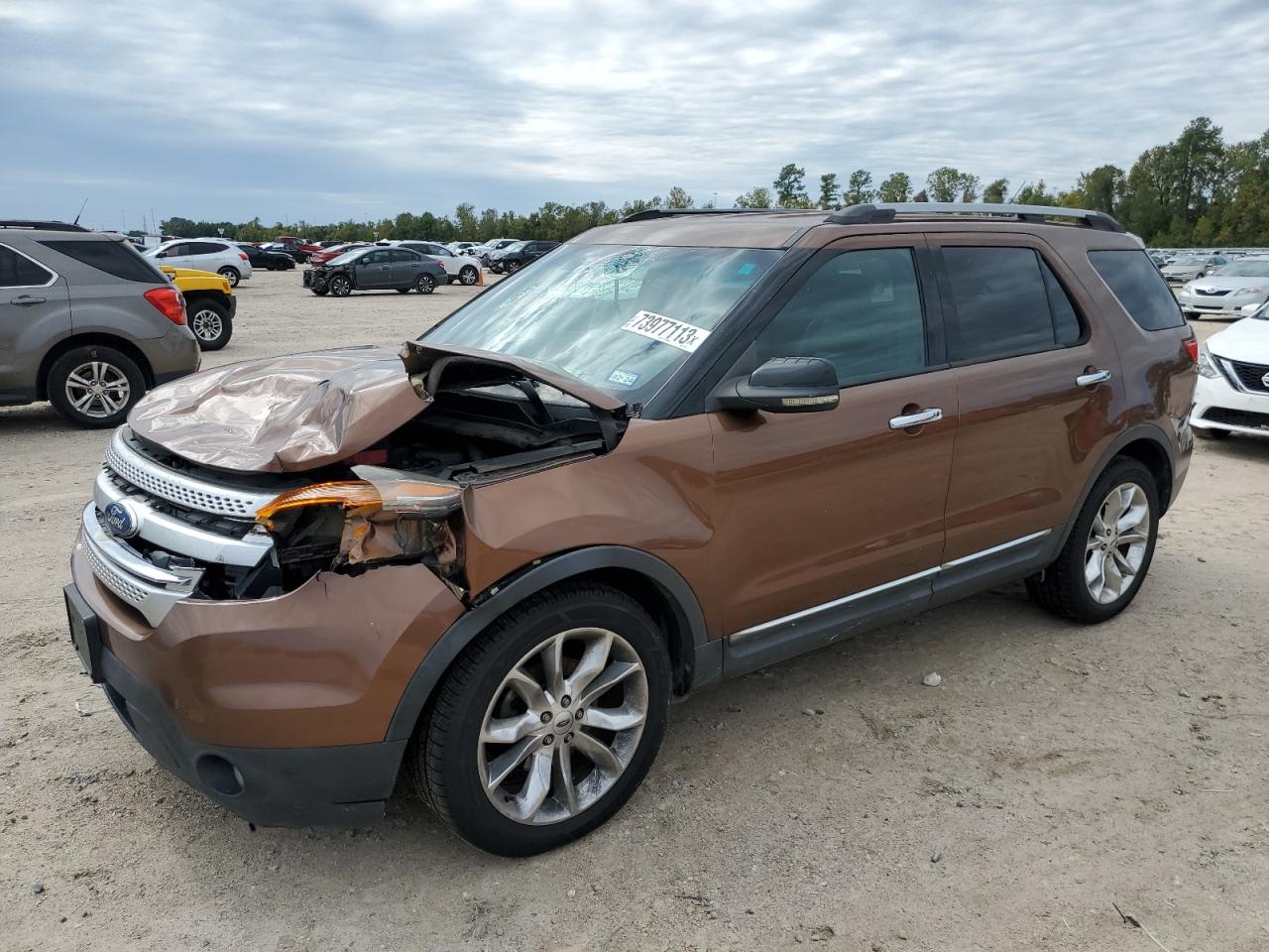 Ford Explorer Xlt 2012 image