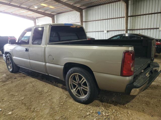 Image 2 of 2003 CHEVROLET SILVERADO C1500 2003 with VIN 2GCEC19T631395245