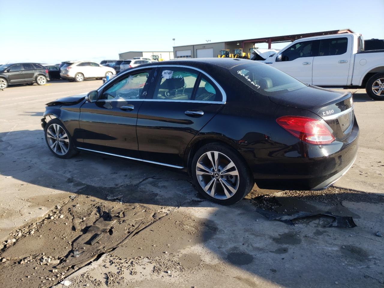 Obraz 2 z 2018 MERCEDES-BENZ C 300 2018 z VIN 55SWF4JB3JU275993