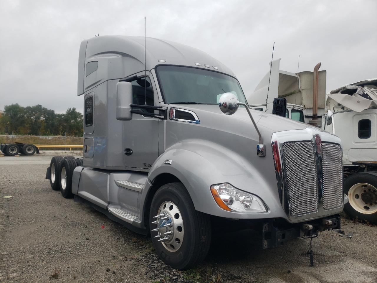 2017 KENWORTH CONSTRUCTION T680 2017 image