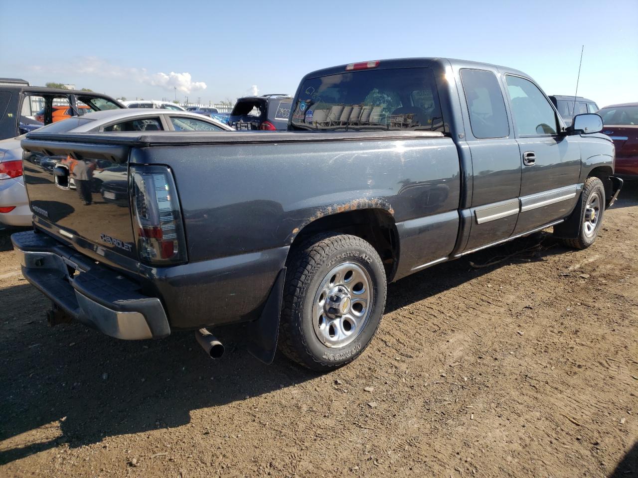 Изображение 3 2005 CHEVROLET SILVERADO C1500 2005 с VIN 1GCEC19T55Z100047