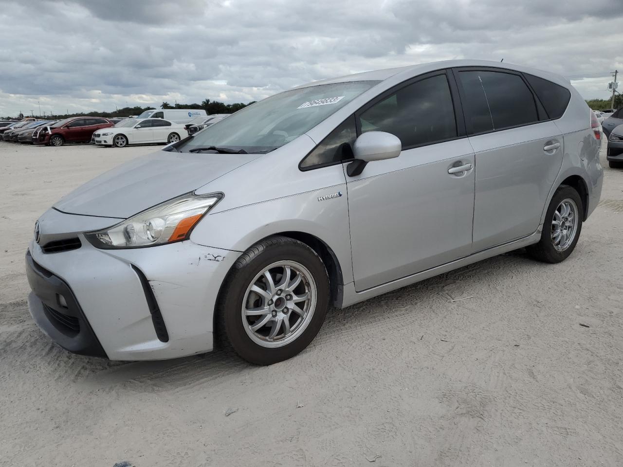 Obraz 1 z 2016 TOYOTA PRIUS V  2016 z VIN JTDZN3EU2GJ046729