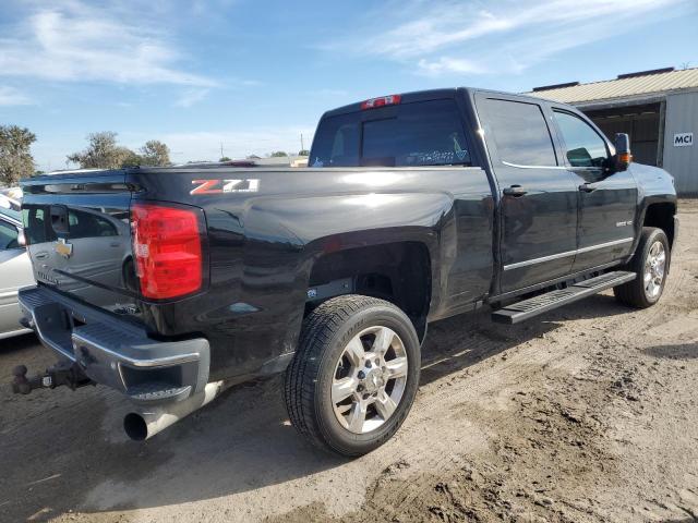 Image 3 of 2018 CHEVROLET SILVERADO K2500 HEAVY DUTY LTZ 2018 with VIN 1GC1KWEY3JF222420