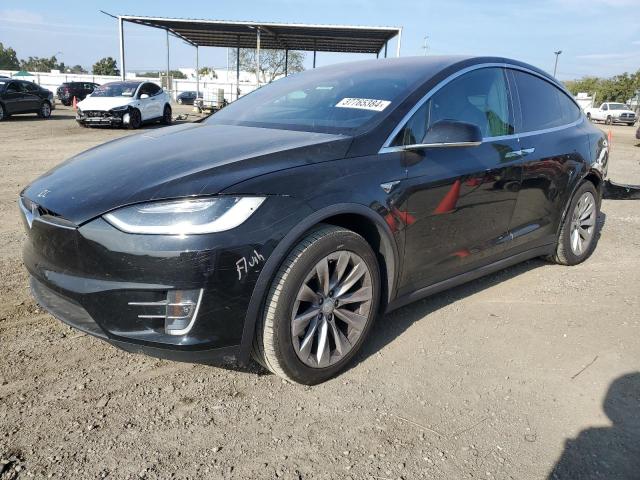 Изображение 1 2018 Tesla MODEL X 2018 с VIN 5YJXCAE20JF112029