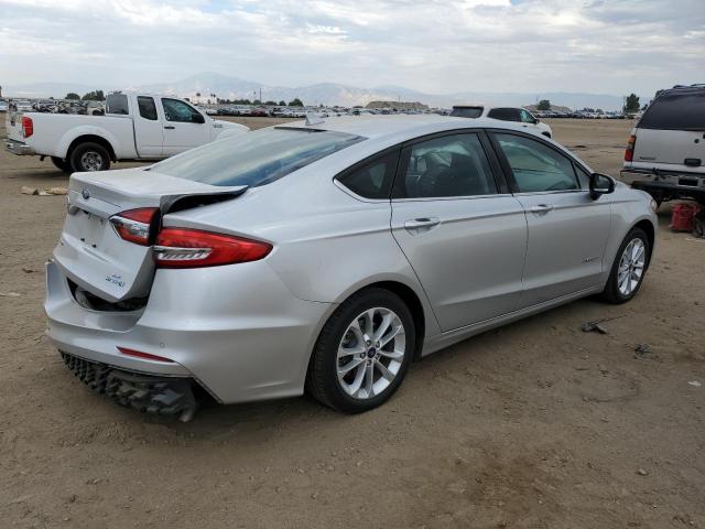 Image 3 of 2019 FORD FUSION SE 2019 with VIN 3FA6P0LU3KR201498