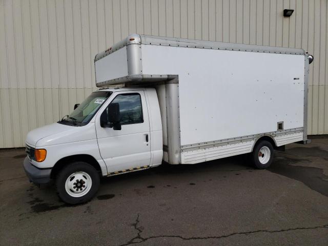 Image 1 of 2007 FORD ECONOLINE E450 SUPER DUTY CUTAWAY VAN 2007 with VIN 1FDXE45S37DA58152