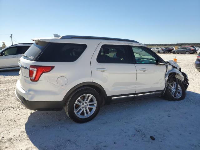 Image 3 of 2016 FORD EXPLORER XLT 2016 with VIN 1FM5K7D89GGB71643