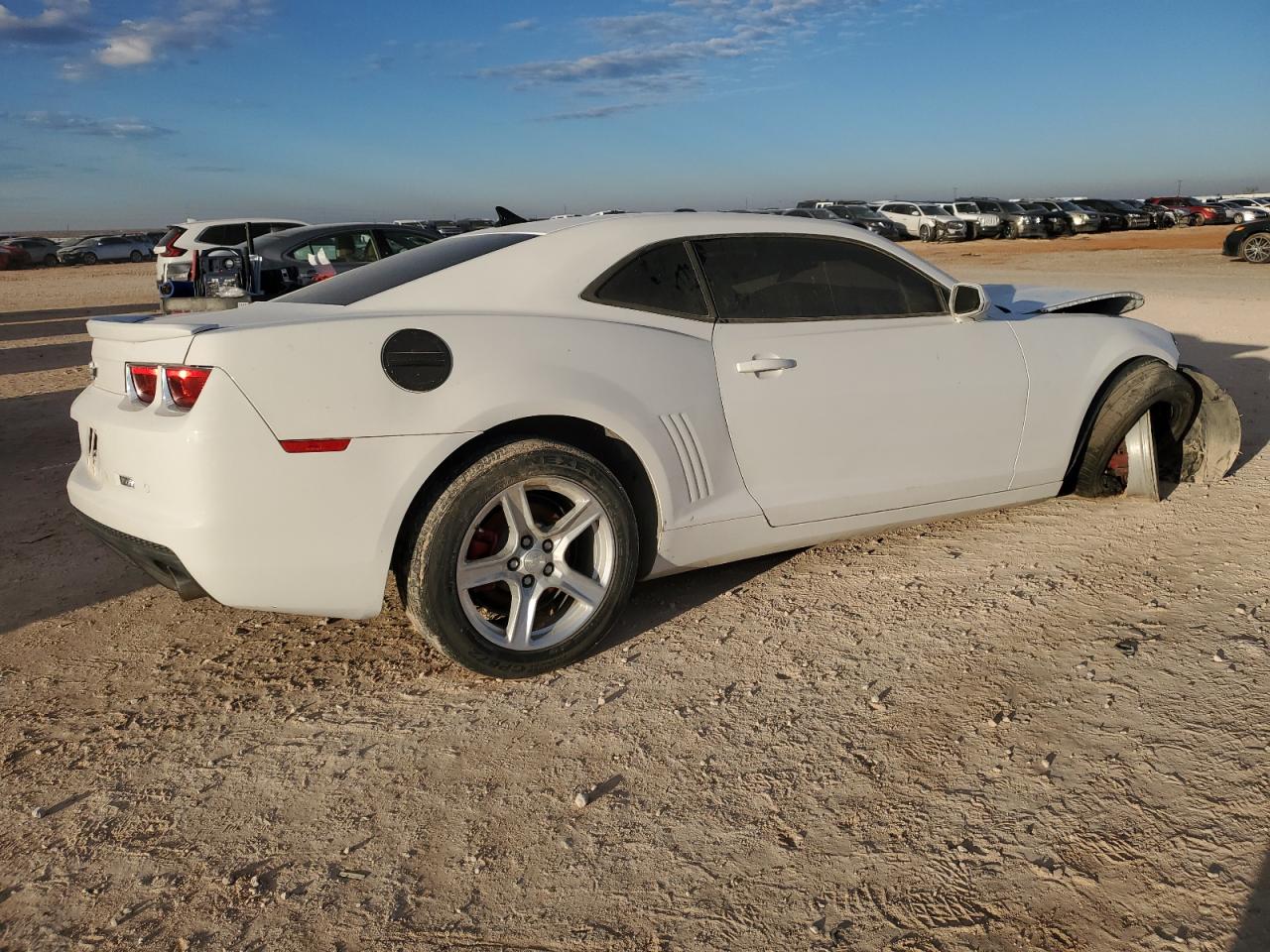 Image 3 of 2013 CHEVROLET CAMARO LT 2013 with VIN 2G1FC1E35D9146280