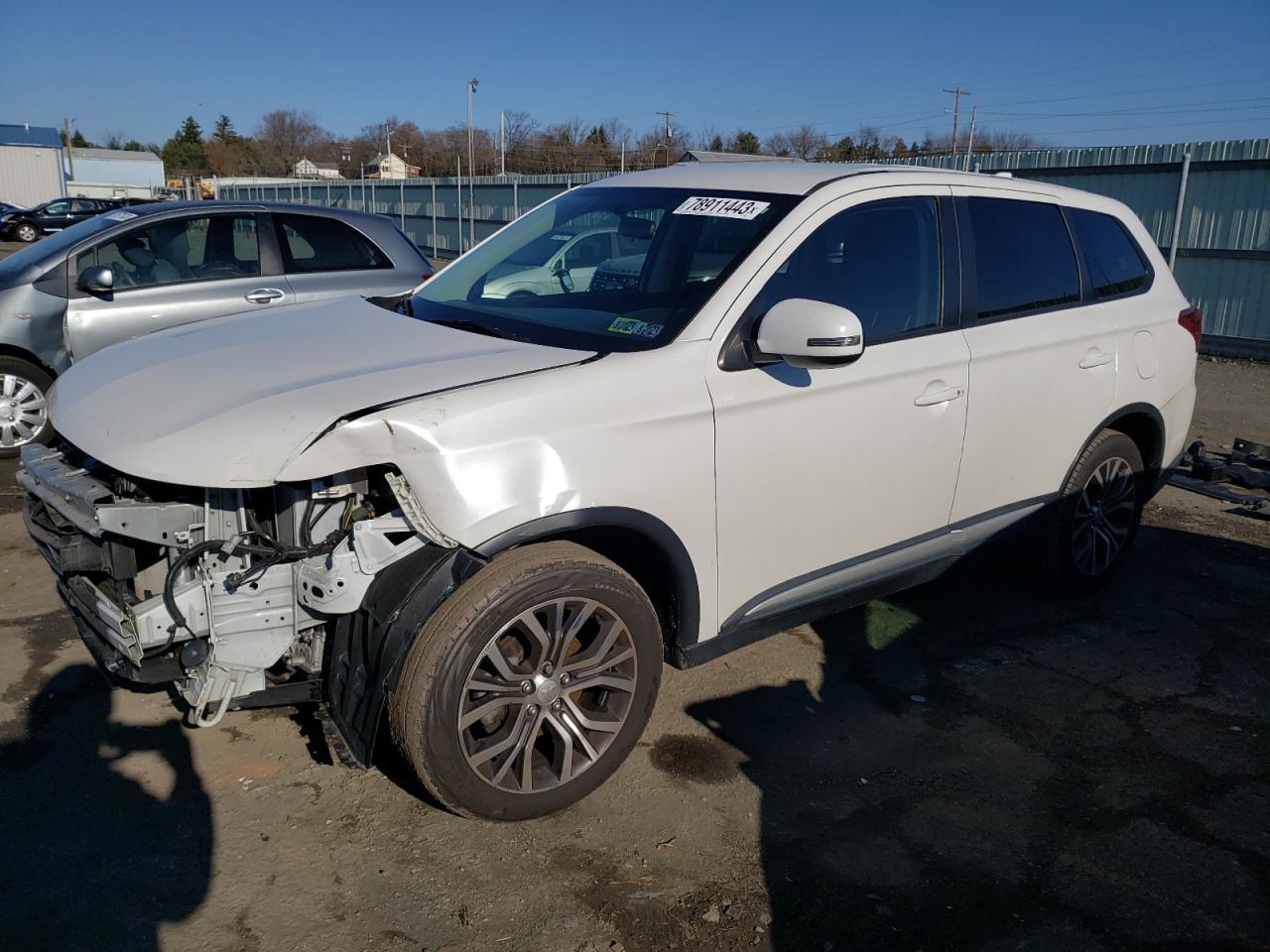 Изображение 1 2018 MITSUBISHI OUTLANDER SE 2018 с VIN JA4AZ3A33JZ045221