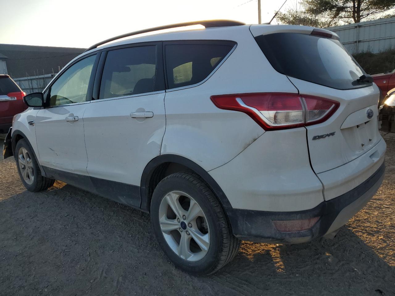 Изображение 2 2016 FORD ESCAPE SE 2016 с VIN 1FMCU0GX5GUA33532