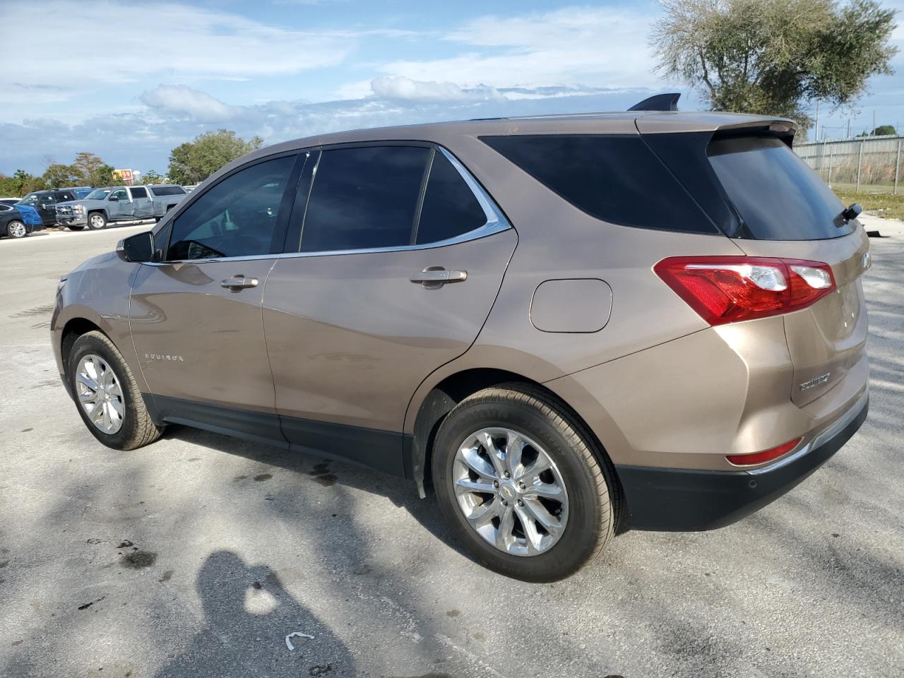 Изображение 2 2019 CHEVROLET EQUINOX LT 2019 с VIN 2GNAXJEV6K6249883