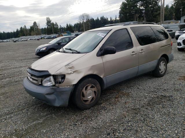 Image 1 of 2000 TOYOTA SIENNA LE 2000 with VIN 4T3ZF13C7YU318917