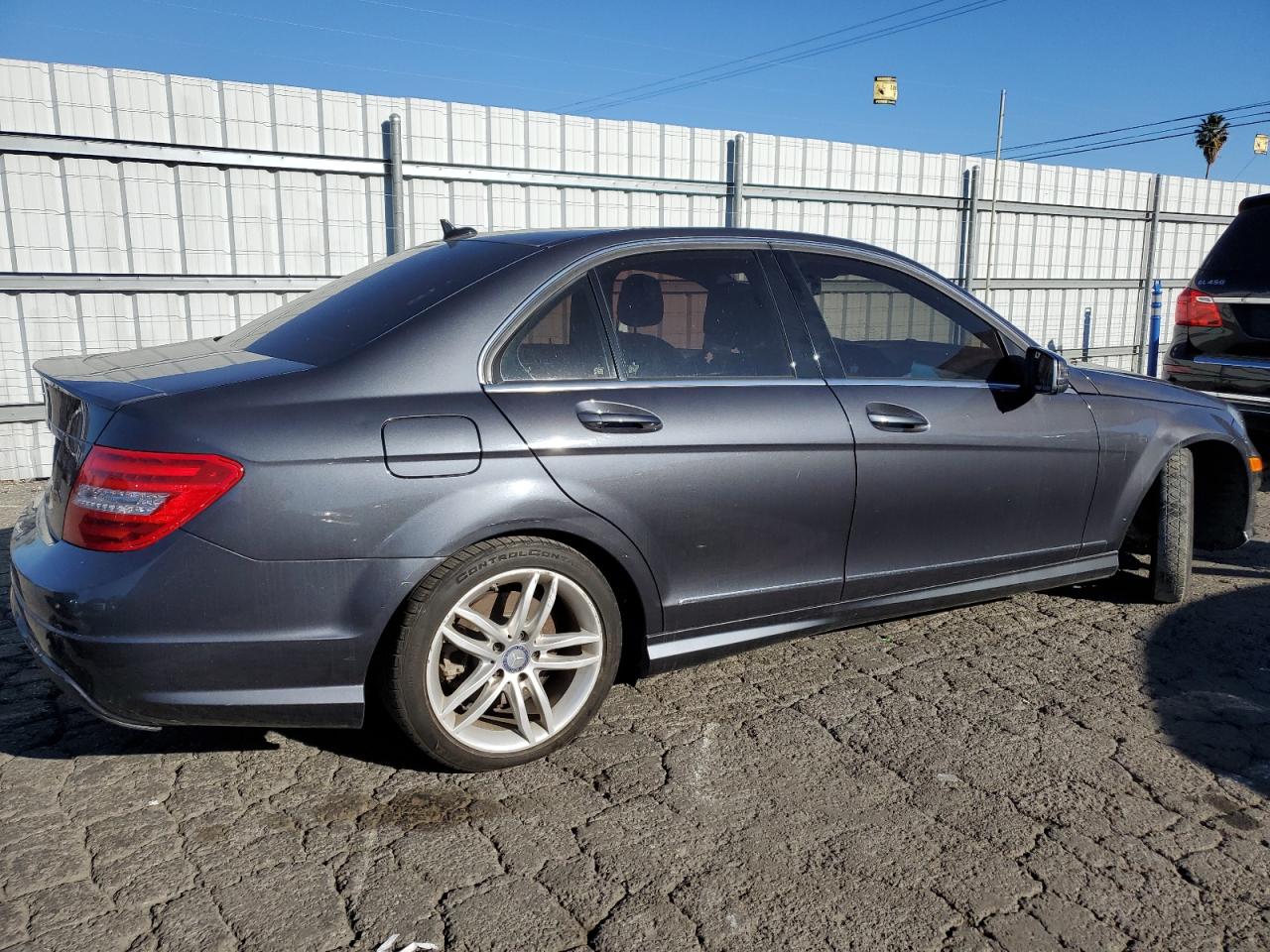 Изображение 3 2014 MERCEDES-BENZ C 250 2014 с VIN WDDGF4HB2ER306314
