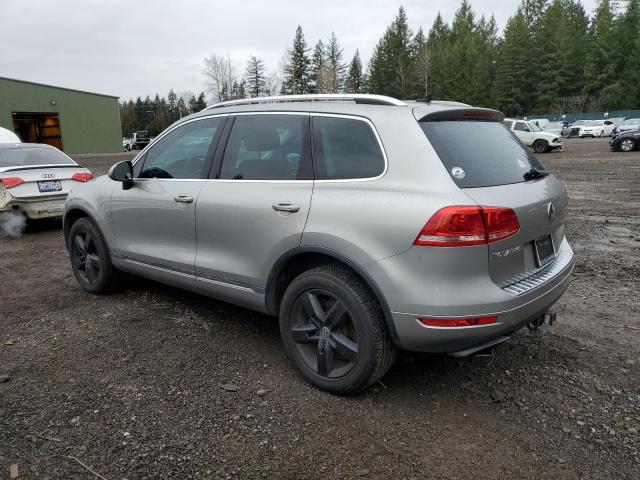 Image 2 of 2011 VOLKSWAGEN TOUAREG HYBRID 2011 with VIN WVGFG9BPXBD005587