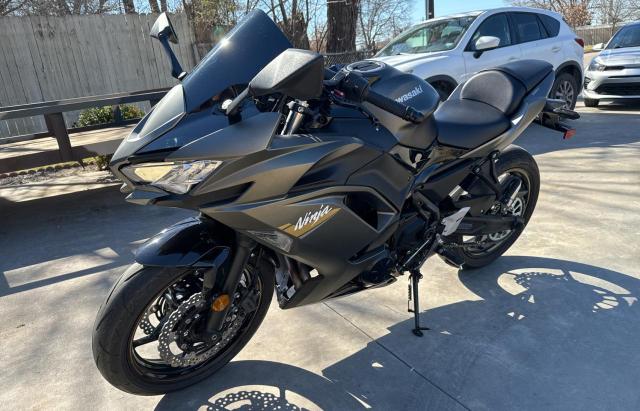 Изображение 2 2023 KAWASAKI EX650 R 2023 с VIN ML5EXER15PDA89123