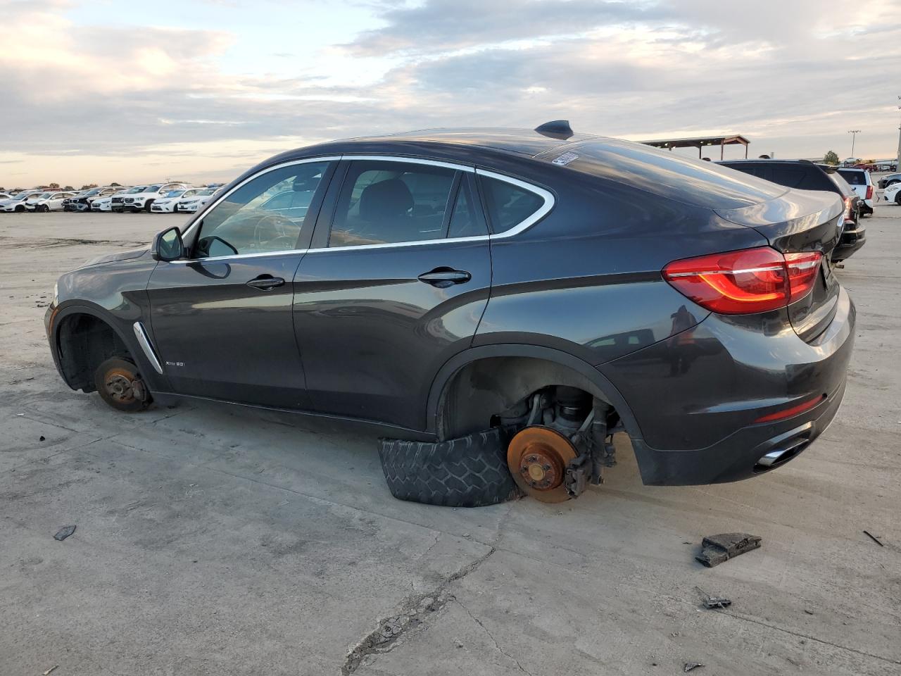 Image 2 of 2015 BMW X6 XDRIVE50I 2015 with VIN 5UXKU6C53F0F94505
